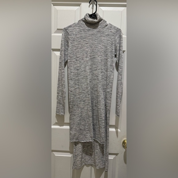 Zara top size small - Picture 1 of 3